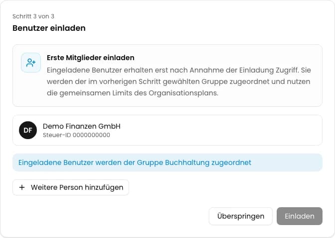 Letzter Schritt des Organisationsassistenten mit Hinweis zur Gruppe Buchhaltung und Schaltfläche Überspringen