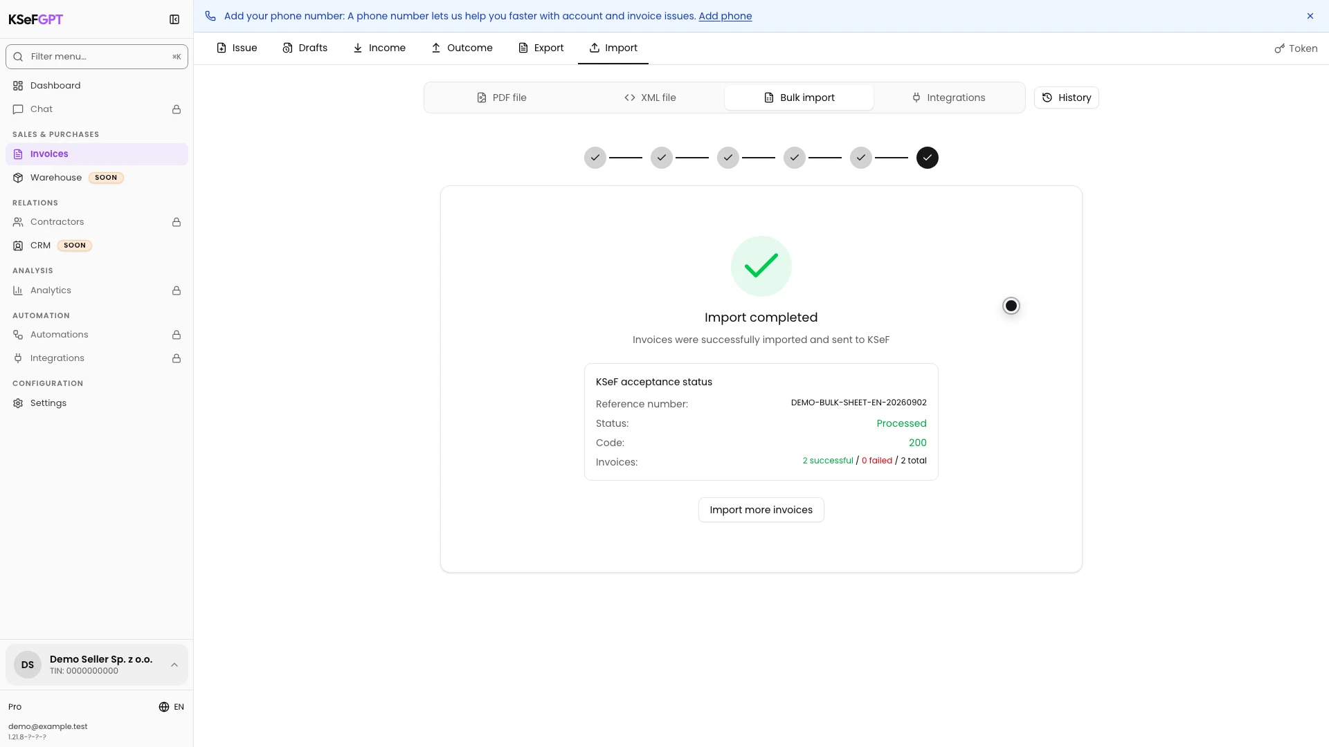 Completed bulk import with code 200, a reference number and two valid invoices
